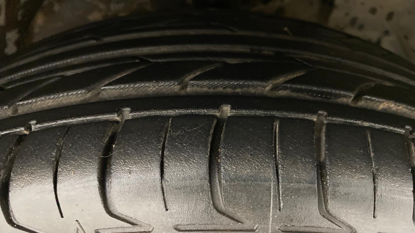 2014 Tata Zest XMA QUADRAJET 90PS, Diesel, Automatic, 95,307 km, Right Front Tyre Tread