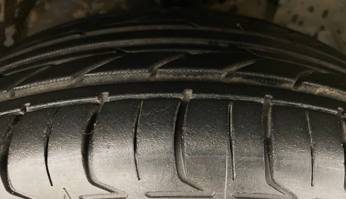 2014 Tata Zest XMA QUADRAJET 90PS, Diesel, Automatic, 95,307 km, Right Front Tyre Tread