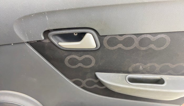 2013 Maruti Alto 800 VXI, Petrol, Manual, 24,843 km, Driver Side Door Panels Control