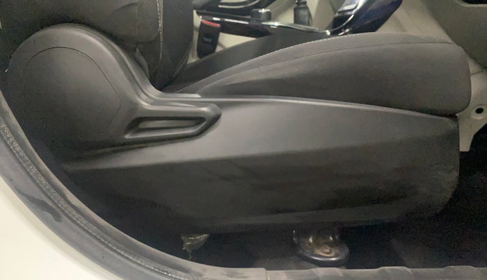 2020 Tata NEXON XZ PETROL, Petrol, Manual, 25,936 km, Driver Side Adjustment Panel