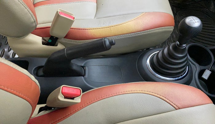 2012 Honda Brio S MT, Petrol, Manual, 35,268 km, Gear Lever