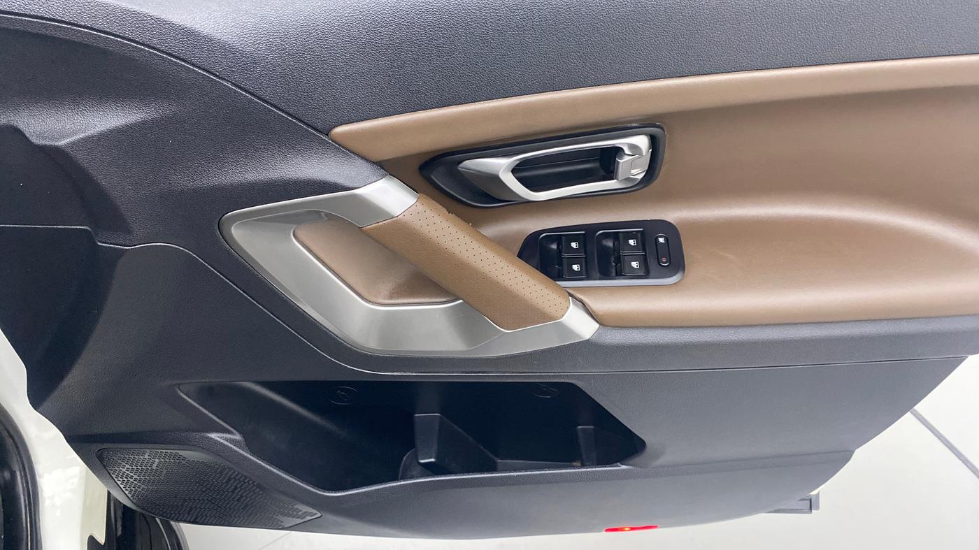 2019 Tata Harrier XZ 2.0L Kryotec, Diesel, Manual, 44,824 km, Driver Side Door Panels Control
