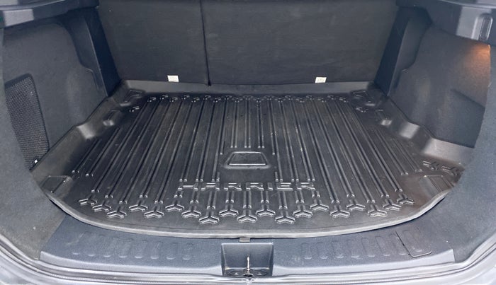 2019 Tata Harrier XZ 2.0L Kryotec, Diesel, Manual, 44,824 km, Boot Inside