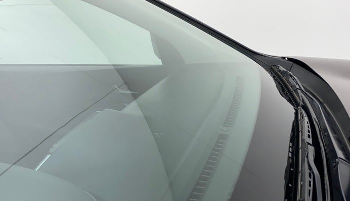 2019 MG HECTOR SHARP 1.5 DCT PETROL, Petrol, Automatic, 41,338 km, Front windshield - Minor spot on windshield