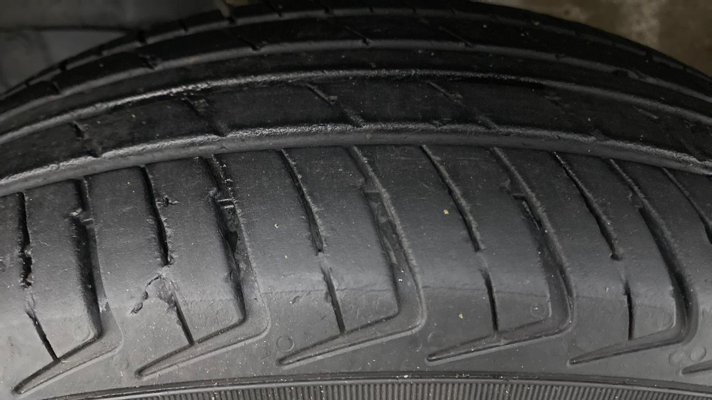 2021 Maruti New Wagon-R 1.0 Lxi (o) cng, CNG, Manual, 32,137 km, Left Front Tyre Tread