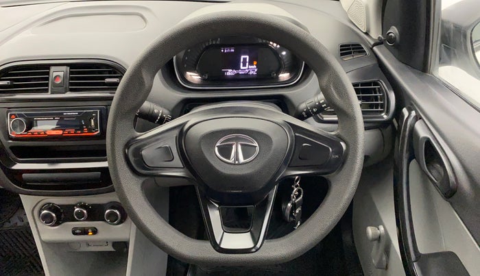 2020 Tata Tiago XE 1.2 REVOTRON, Petrol, Manual, 11,084 km, Steering Wheel Close Up