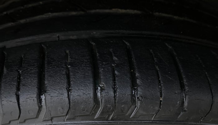 2023 Hyundai VENUE SX (O) MT 1.0 Turbo, Petrol, Manual, 15,028 km, Right Front Tyre Tread