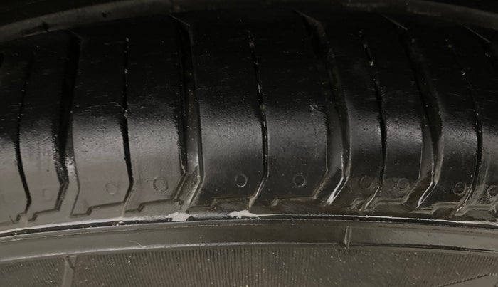 2023 Hyundai VENUE SX (O) MT 1.0 Turbo, Petrol, Manual, 15,028 km, Left Rear Tyre Tread