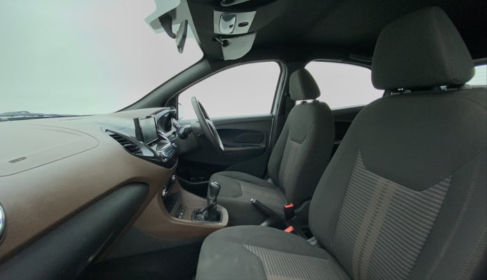 2018 Ford FREESTYLE TITANIUM 1.2 TI-VCT MT, Petrol, Manual, 31,031 km, Right Side Front Door Cabin