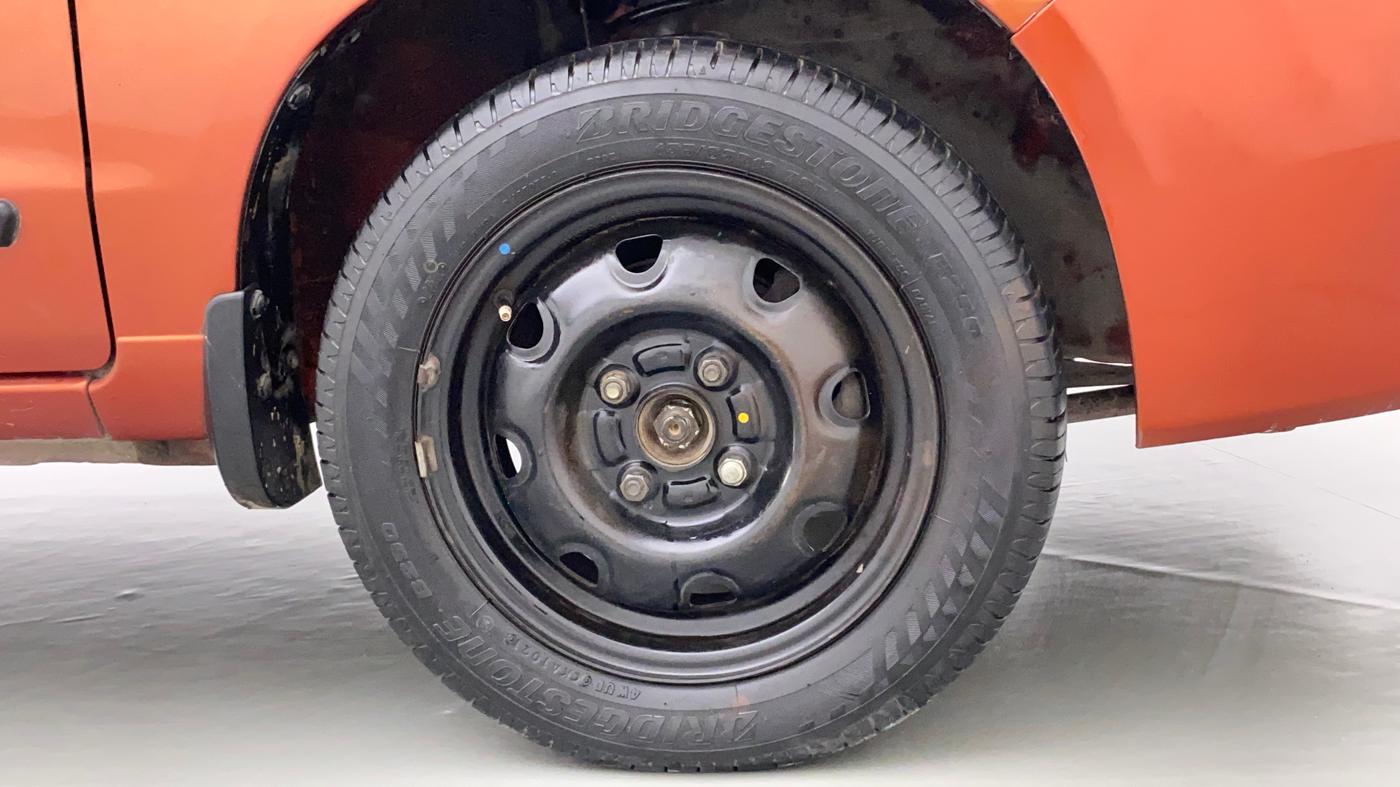 2010 Maruti Alto K10 VXI, Petrol, Manual, 83,263 km, Right Front Wheel