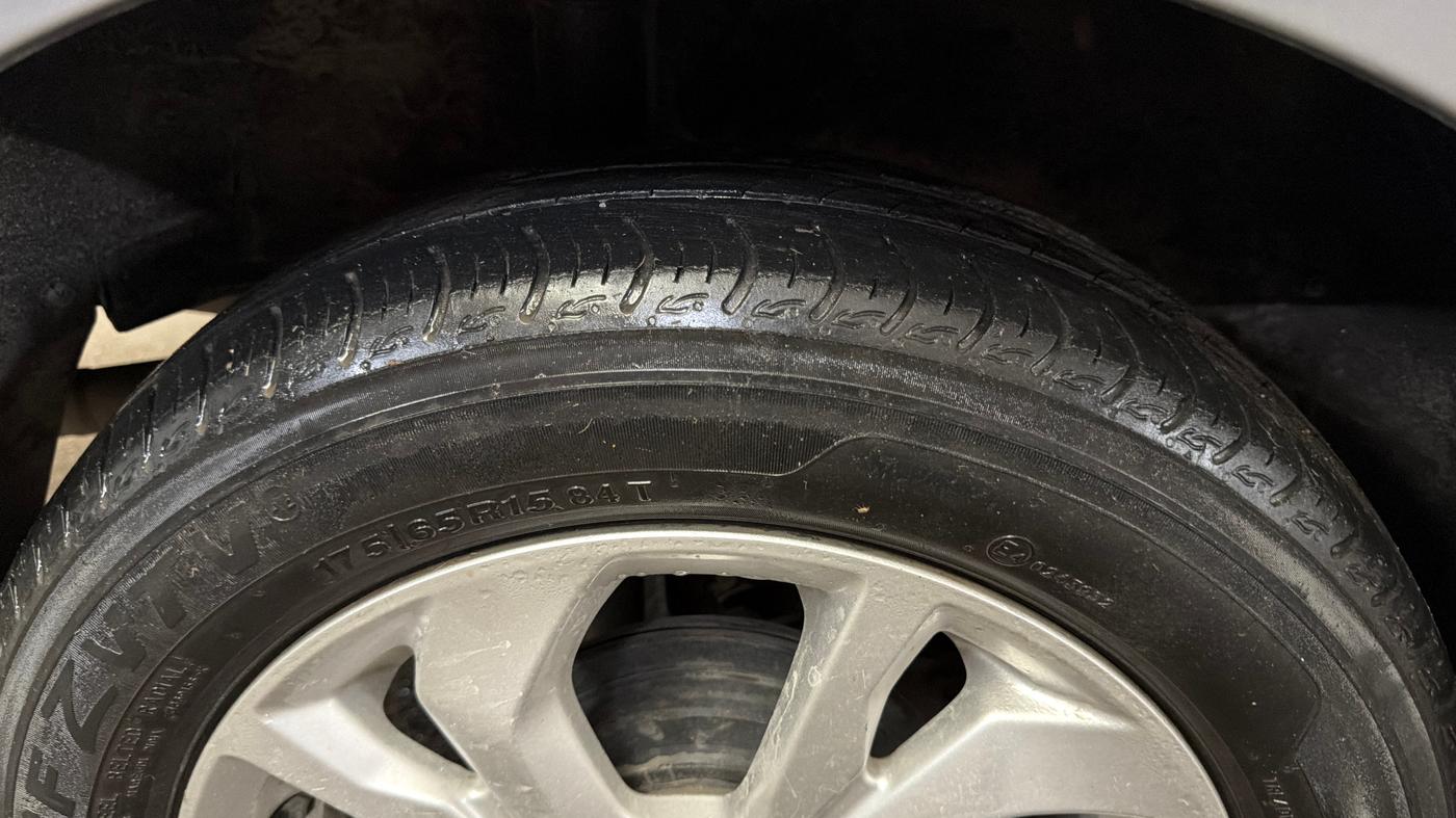 2020 Honda Amaze 1.2L I-VTEC VX CVT, Petrol, Automatic, 34,726 km, Right Rear Tyre Tread