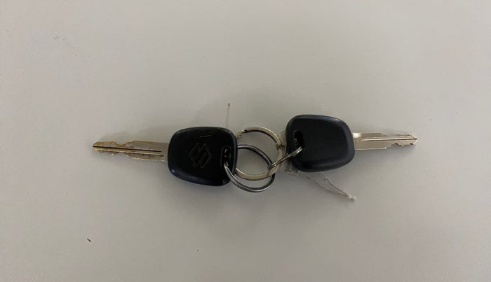 2018 Maruti Alto 800 LXI, Petrol, Manual, 48,756 km, Key Close Up