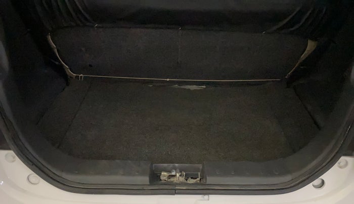 2018 Maruti Alto 800 LXI, Petrol, Manual, 48,756 km, Boot Inside