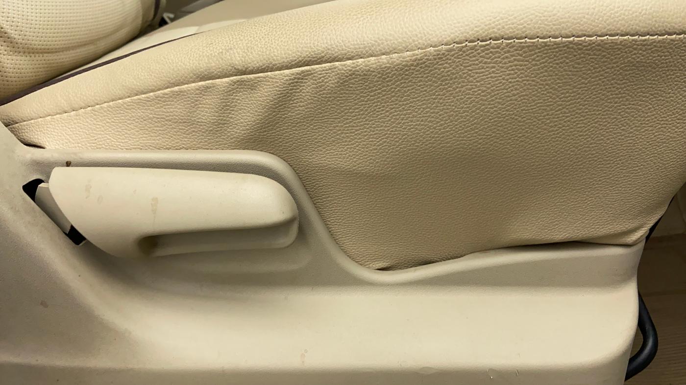 2016 Maruti Ertiga VDI SHVS, Diesel, Manual, 31,477 km, Driver Side Adjustment Panel