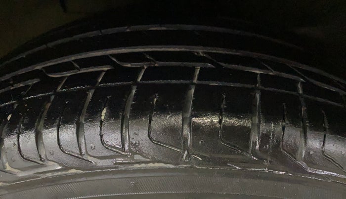 2019 Hyundai VENUE SX PLUS 1.0 TURBO DCT, Petrol, Automatic, 77,769 km, Left Front Tyre Tread