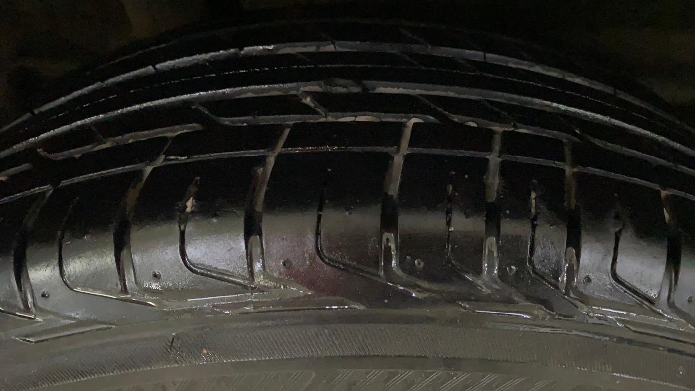 2019 Hyundai VENUE SX PLUS 1.0 TURBO DCT, Petrol, Automatic, 77,769 km, Right Rear Tyre Tread