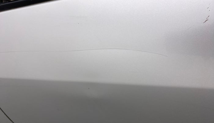 2012 Maruti Swift VXI, Petrol, Manual, 72,383 km, Rear left door - Minor scratches