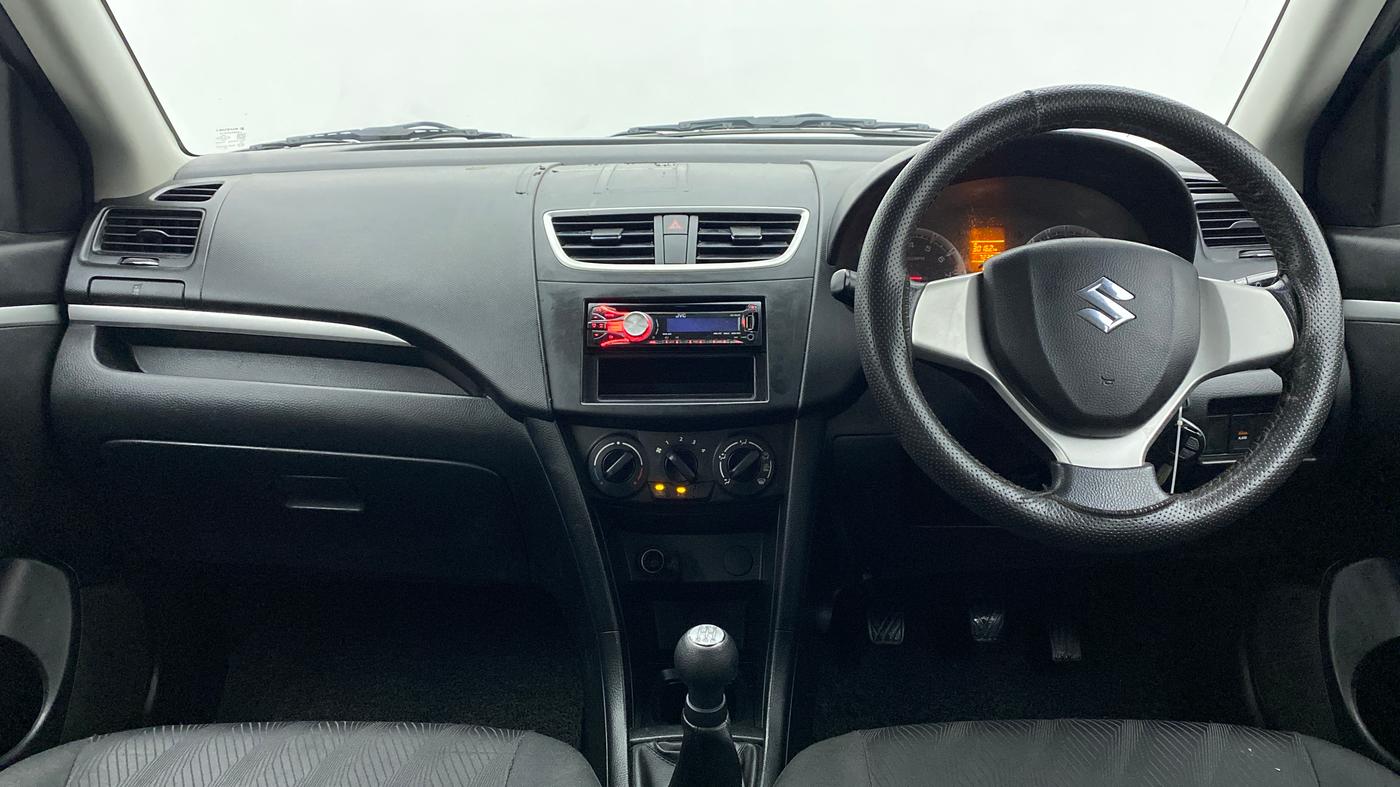 2012 Maruti Swift VXI, Petrol, Manual, 72,383 km, Dashboard
