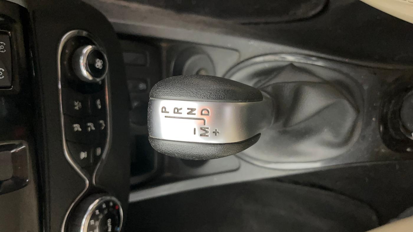 2021 Renault Duster RXZ 1.3 TURBO PETROL CVT, Petrol, Automatic, 47,632 km, Gear Lever