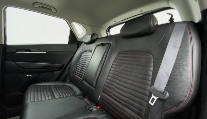 2020 KIA SONET GTX + 1.0 IMT, Petrol, Manual, 13,021 km, Right Side Rear Door Cabin