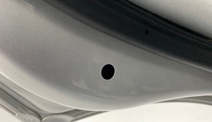 2018 Tata NEXON XZA + 1.2 PETROL A/T, Petrol, Automatic, 49,841 km, Rear left door - Door stopper rubber missing