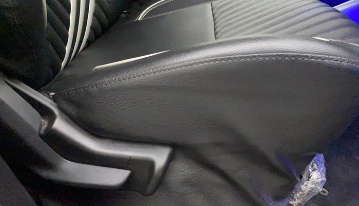 2020 Maruti IGNIS ZETA 1.2 AMT, Petrol, Automatic, 13,795 km, Driver Side Adjustment Panel