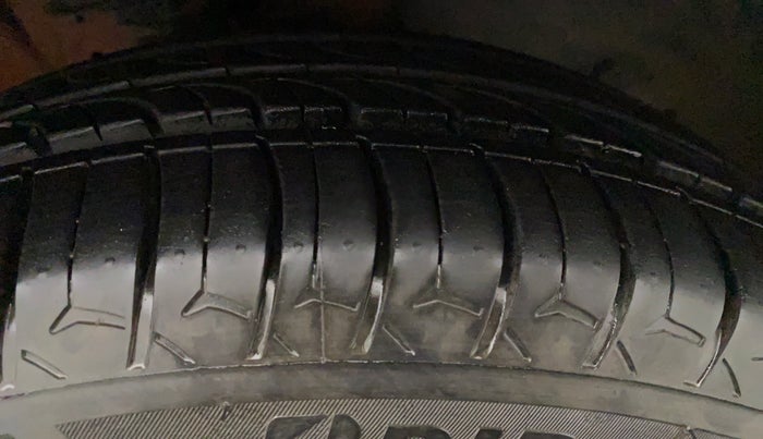 2020 Maruti IGNIS ZETA 1.2 AMT, Petrol, Automatic, 13,795 km, Left Rear Tyre Tread