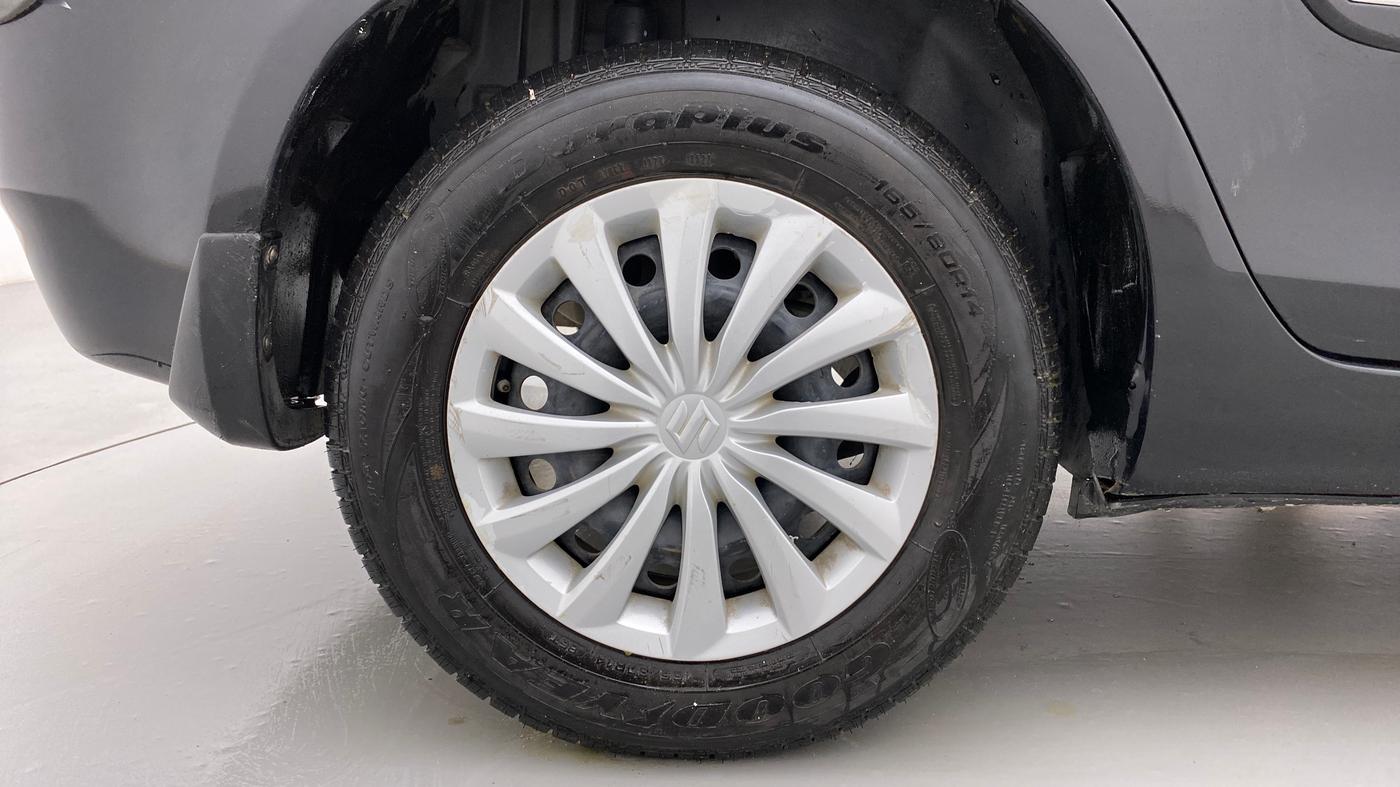 2013 Maruti Swift Dzire VXI, Petrol, Manual, 80,375 km, Right Rear Wheel
