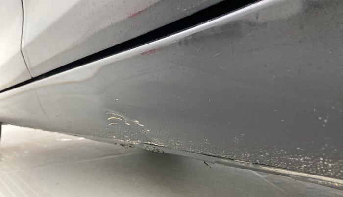 2013 Maruti Swift Dzire VXI, Petrol, Manual, 80,375 km, Left running board - Slightly dented