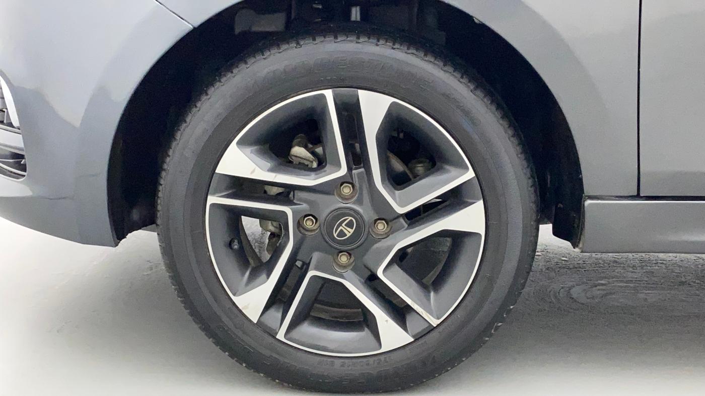 2020 Tata Tiago XZA PLUS PETROL, Petrol, Automatic, 32,971 km, Left Front Wheel