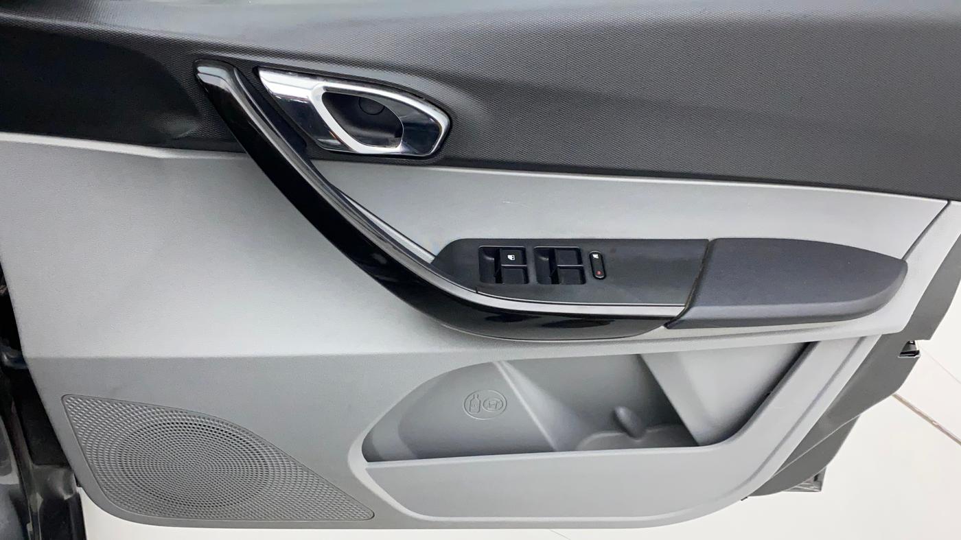 2020 Tata Tiago XZA PLUS PETROL, Petrol, Automatic, 32,971 km, Driver Side Door Panels Control