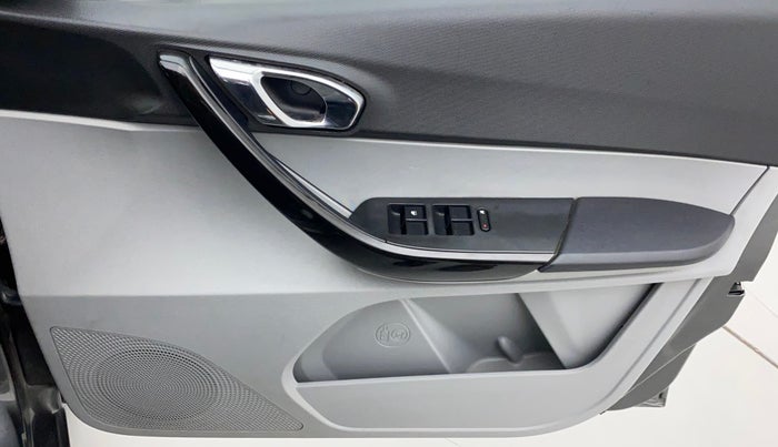 2020 Tata Tiago XZA PLUS PETROL, Petrol, Automatic, 32,971 km, Driver Side Door Panels Control