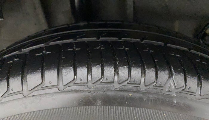 2020 Tata Tiago XZA PLUS PETROL, Petrol, Automatic, 32,971 km, Right Rear Tyre Tread
