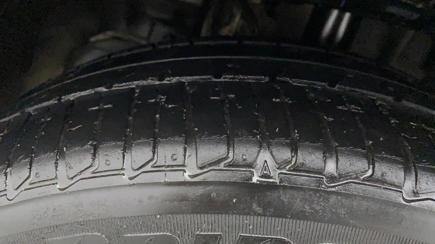 2020 Tata Tiago XZA PLUS PETROL, Petrol, Automatic, 32,971 km, Left Front Tyre Tread