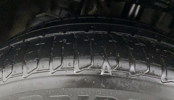 2020 Tata Tiago XZA PLUS PETROL, Petrol, Automatic, 32,971 km, Left Front Tyre Tread