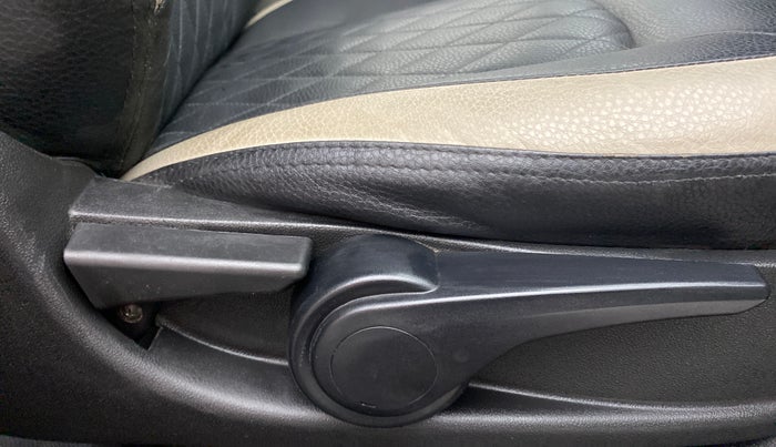 2017 Tata NEXON XZ+ 1.5, Diesel, Manual, 87,463 km, Driver Side Adjustment Panel