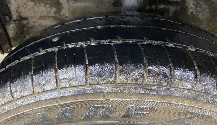 2014 Maruti Wagon R 1.0 LXI CNG, CNG, Manual, 62,453 km, Left Front Tyre Tread