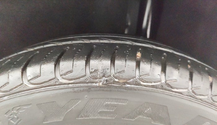 2013 Ford Ecosport TITANIUM 1.5L PETROL AT, Petrol, Automatic, 92,020 km, Left Rear Tyre Tread