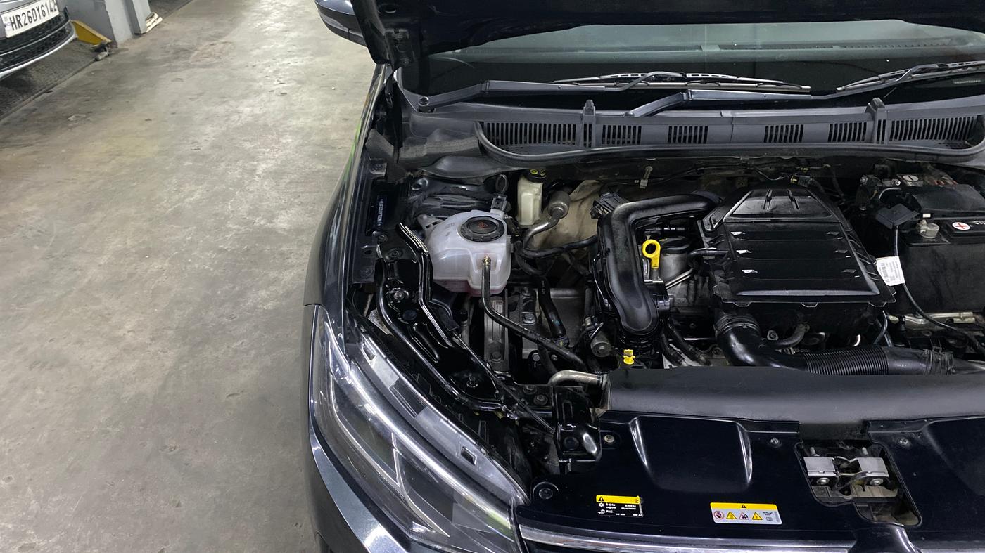 2023 Volkswagen VIRTUS HIGHLINE TSI 1.0 AT, Petrol, Automatic, 75,629 km, Engine View - Right