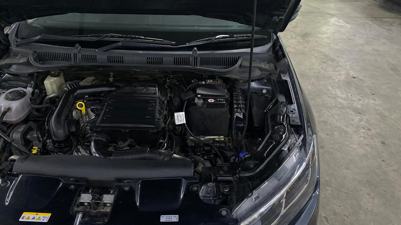 2023 Volkswagen VIRTUS HIGHLINE TSI 1.0 AT, Petrol, Automatic, 75,629 km, Engine View - Left