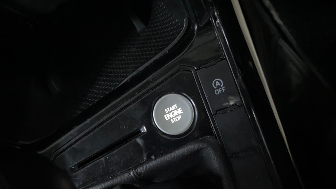2023 Volkswagen VIRTUS HIGHLINE TSI 1.0 AT, Petrol, Automatic, 75,629 km, Keyless Start/ Stop Button