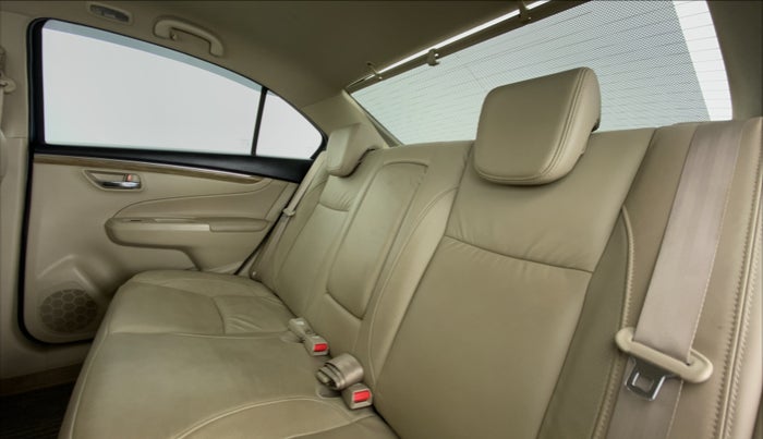 2019 Maruti Ciaz ALPHA 1.5 MT VTVT SHVS, Petrol, Manual, 11,966 km, Right Side Rear Door Cabin