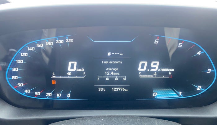 2021 Hyundai NEW I20 SPORTZ 1.5 MT, Diesel, Manual, 1,23,757 km, Odometer Image