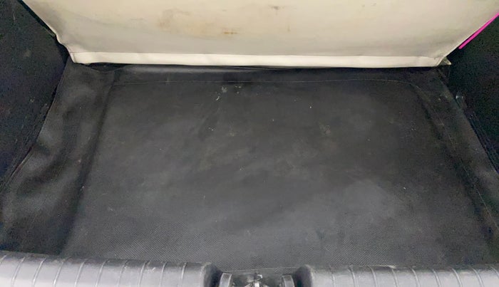 2021 Hyundai NEW I20 SPORTZ 1.5 MT, Diesel, Manual, 1,23,757 km, Boot Inside