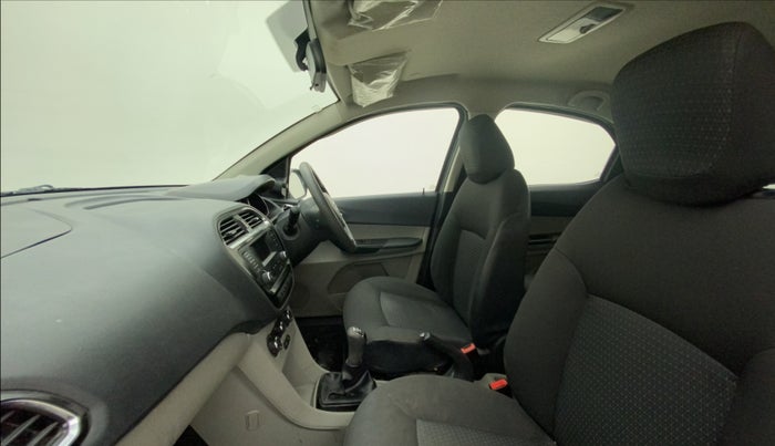 2019 Tata Tiago XZ PETROL, CNG, Manual, 91,756 km, Right Side Front Door Cabin