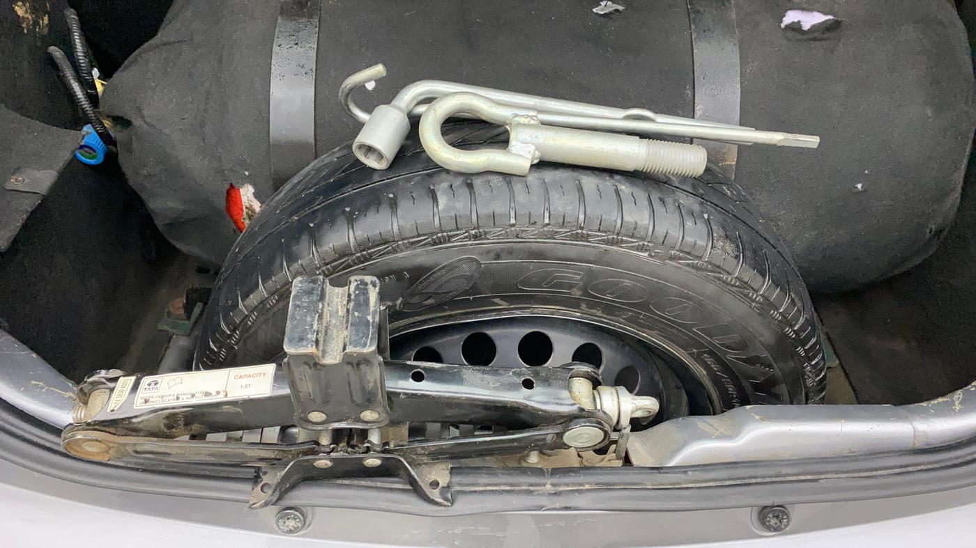 2019 Tata Tiago XZ PETROL, CNG, Manual, 91,756 km, Spare Tyre
