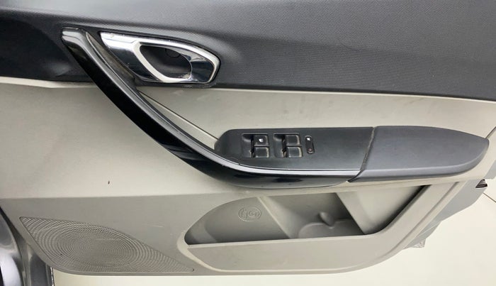2019 Tata Tiago XZ PETROL, CNG, Manual, 91,756 km, Driver Side Door Panels Control