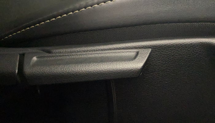 2023 Hyundai EXTER SX(O) CONNECT 1.2 AMT, Petrol, Automatic, 13,996 km, Driver Side Adjustment Panel