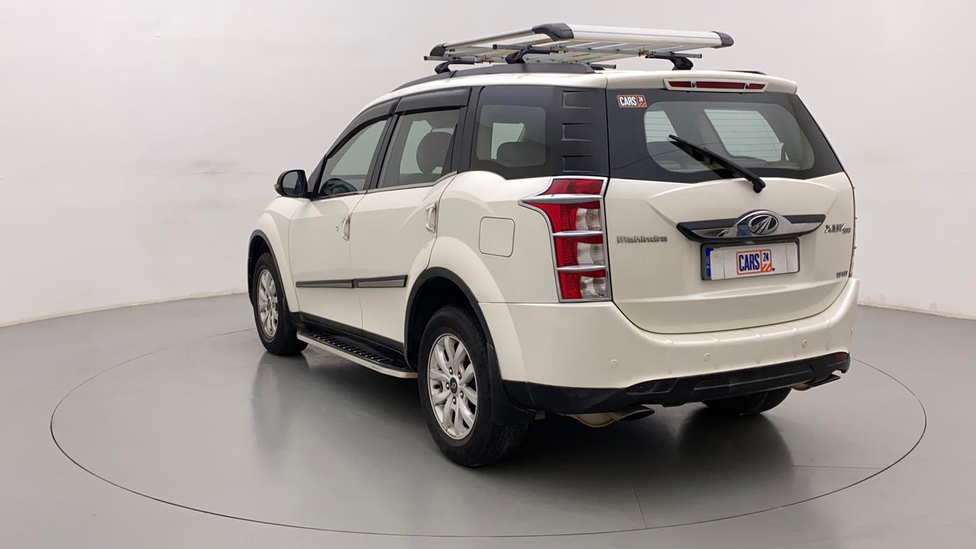 2016 Mahindra XUV500 W10, Diesel, Manual, 73,110 km, Left Back Diagonal