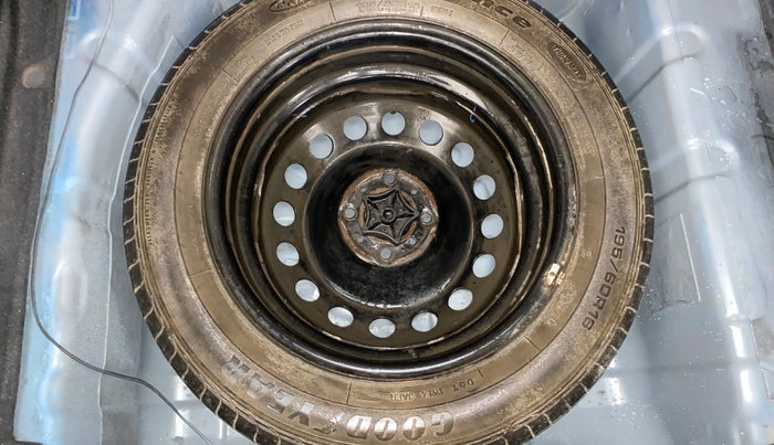 2019 Tata NEXON XM PETROL, Petrol, Manual, 1,18,744 km, Spare Tyre